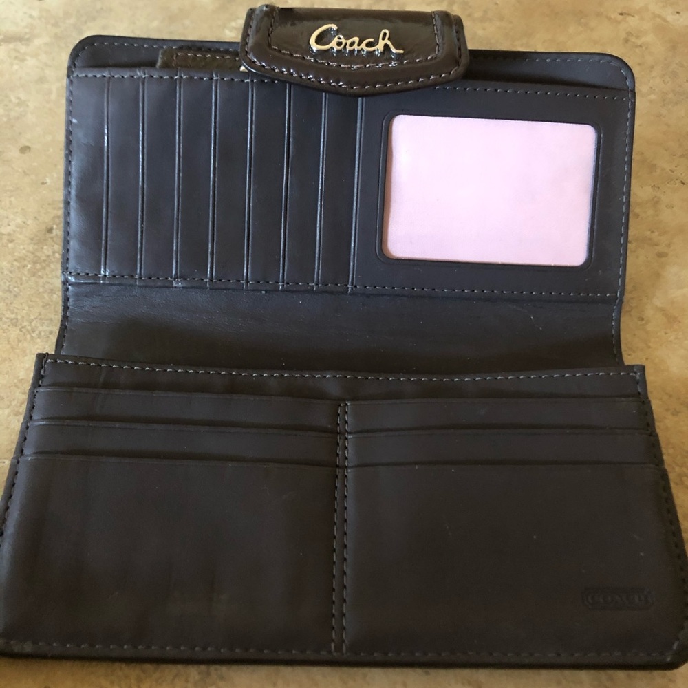 Coach Wallet - Picture 2 of 6